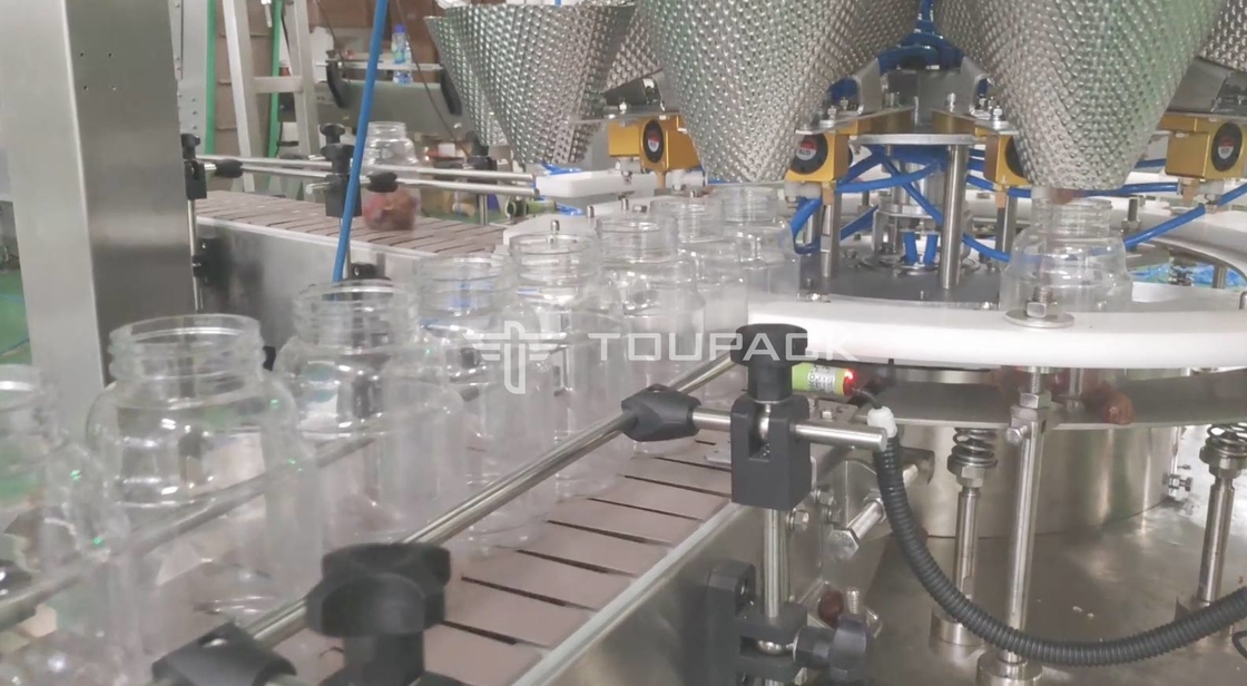 Automatic Counting Filling Packaging Machine For Pillow Bag Premade Doypack Gummy Bear Candy