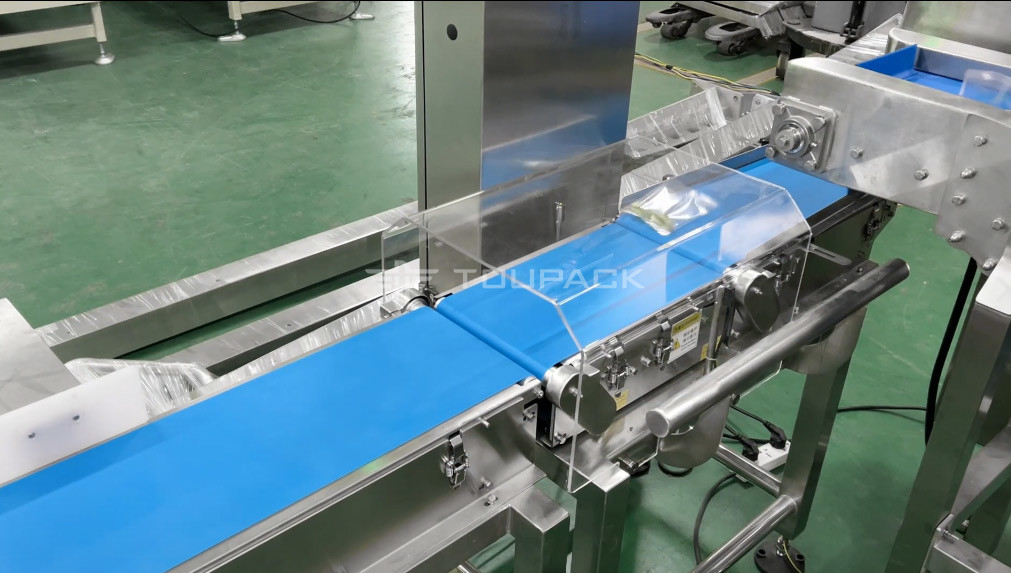 Fully Automatic Gummy Candy Packaging Machines Soft Jelly Fruit Chews Sweets VFFS Back Seal Packing Machine