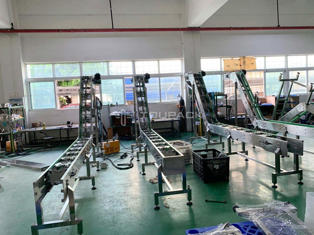 Customized Size Stainless Steel Bowl Z Shape Conveyor For Food Dumpling Meat Ball Belt Conveyor