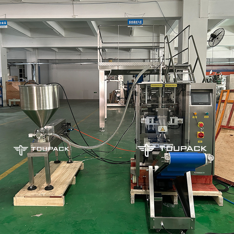 Automatic Stick Bag Small Bag Mouthwash Washing Liquid Lubricants Packaging Machine Liquid Weighing And Packaging System