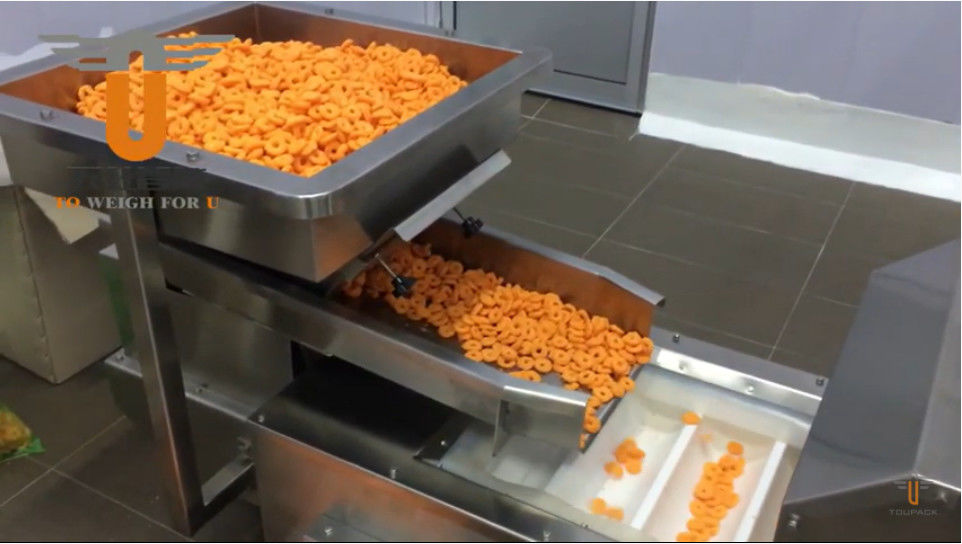 120bag/Min High Accuracy Multihead Weigher Packing Machine For Cheese And Onion Hoops