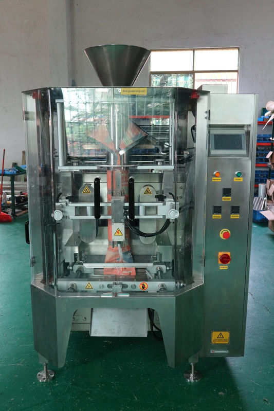 VFFS Vertical Form Fill Seal Snack Food Packaging Machine For Sugar Candy
