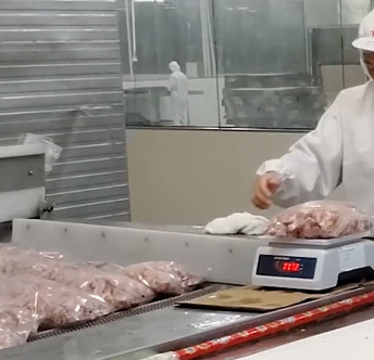 20 Bag / Min Multihead Weigher Packing Machine For Icy Meat Bone Product